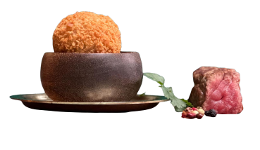 Nog even en de cassave rundvleesbite is niet meer weg te denken in de Nederlandse horeca. Het ambachtelijk bereide rundvlees maakt de smaak romig, voedzaam en vol.